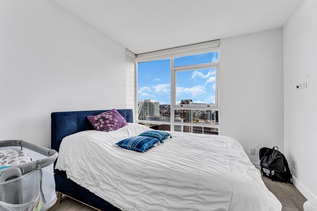 listing image 1107087218259126510