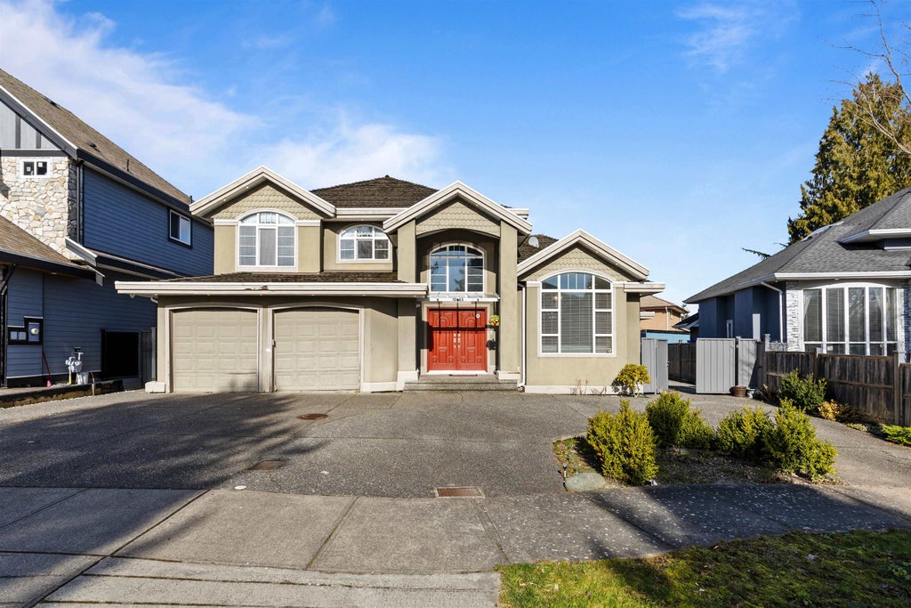 Photo of 12865 63a Avenue, Surrey, BC V3X 3S9 (MLS # R3152560)