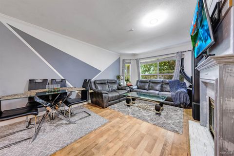 7151 121 Street 114 Surrey BC V3W 0E7