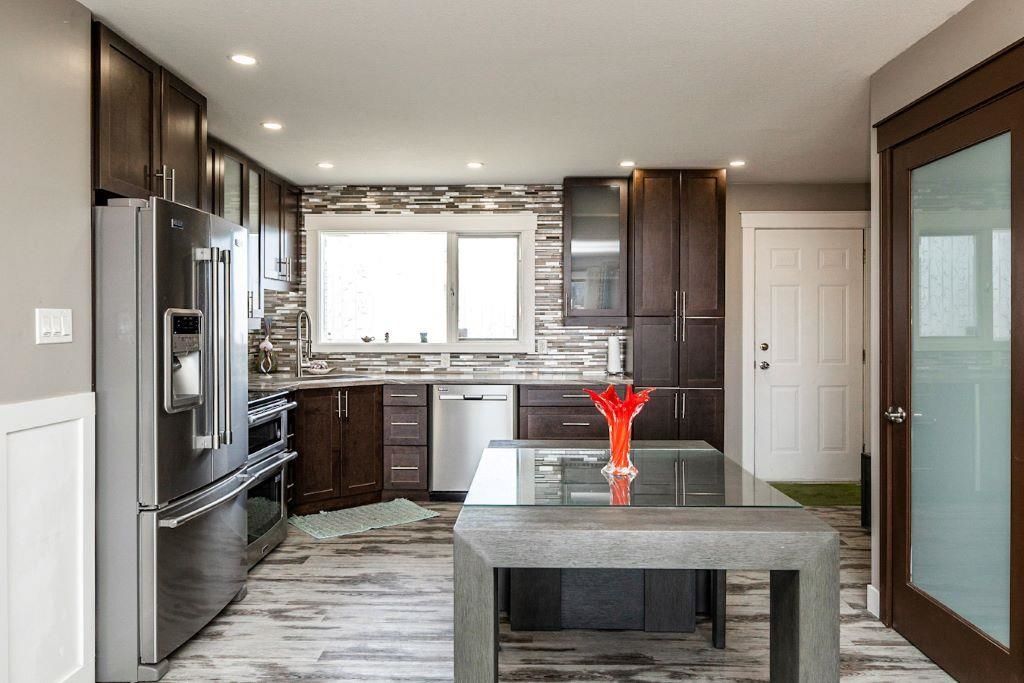 listing image 1102012304062897468