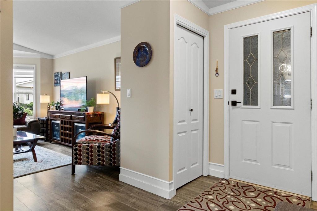 listing image 1107338446590124251