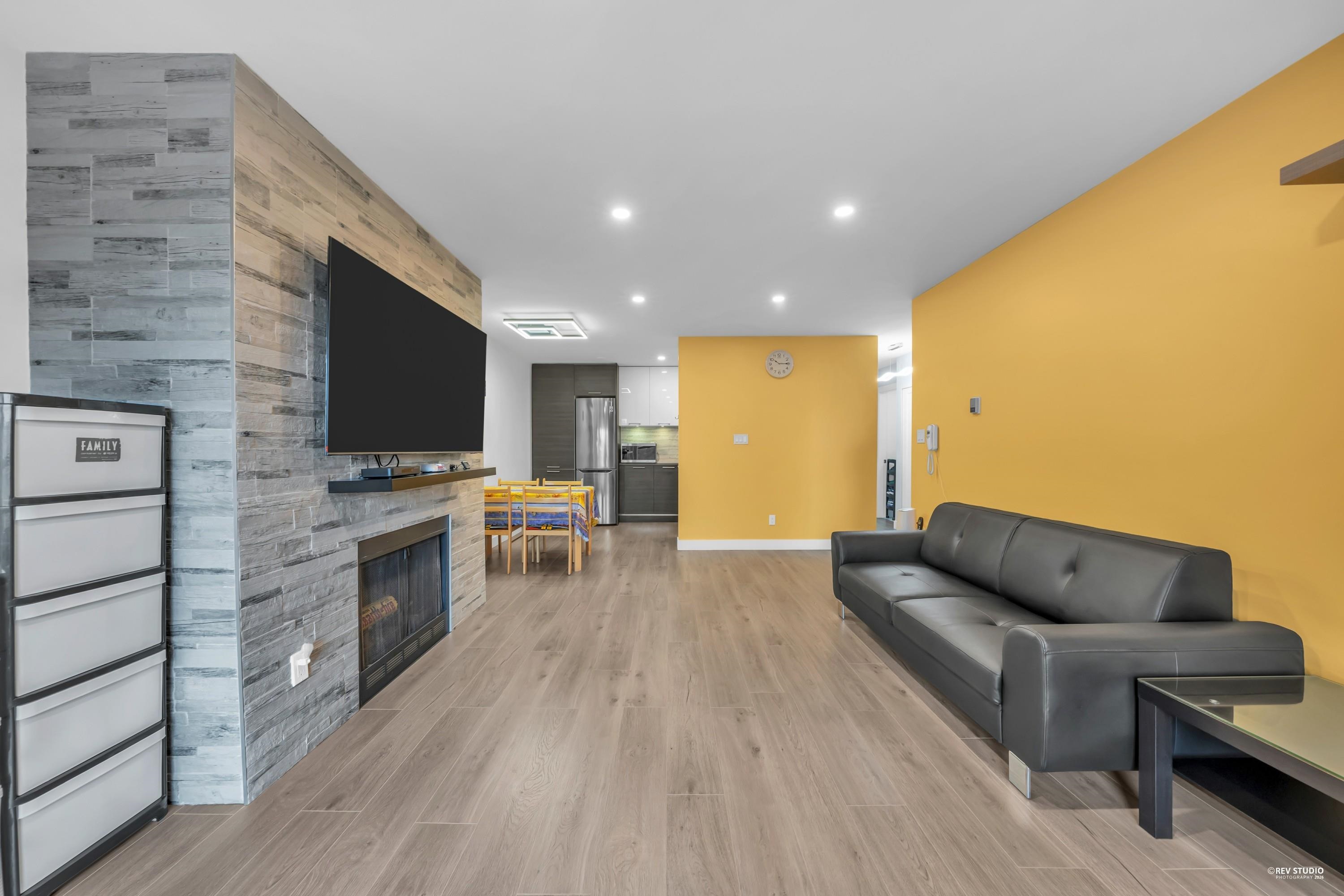 8600 Ackroyd Road 317