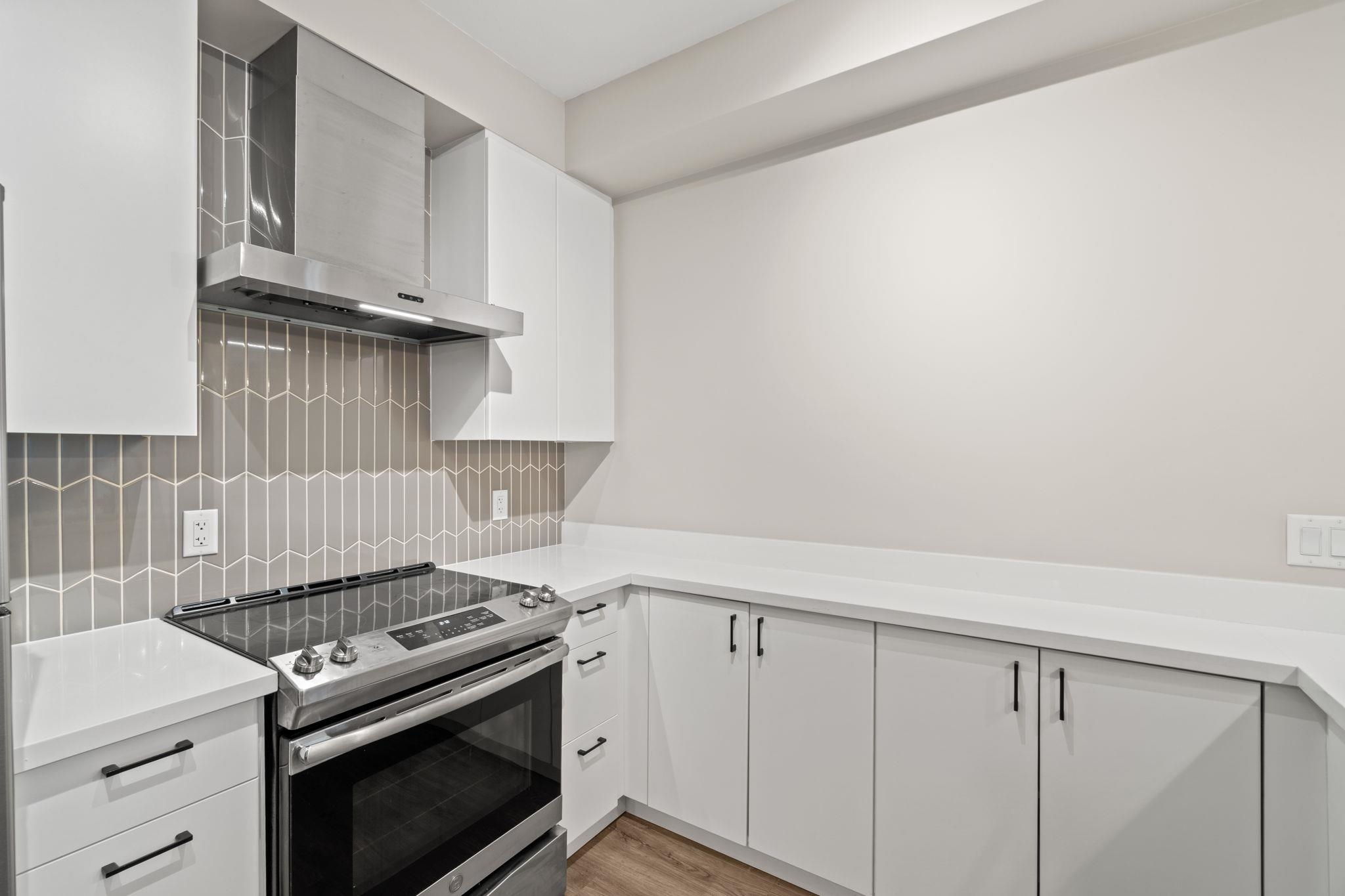 20838 78b Avenue A101