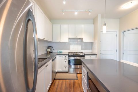 15850 26 Avenue Avenue 305 Surrey BC V3Z 2N6