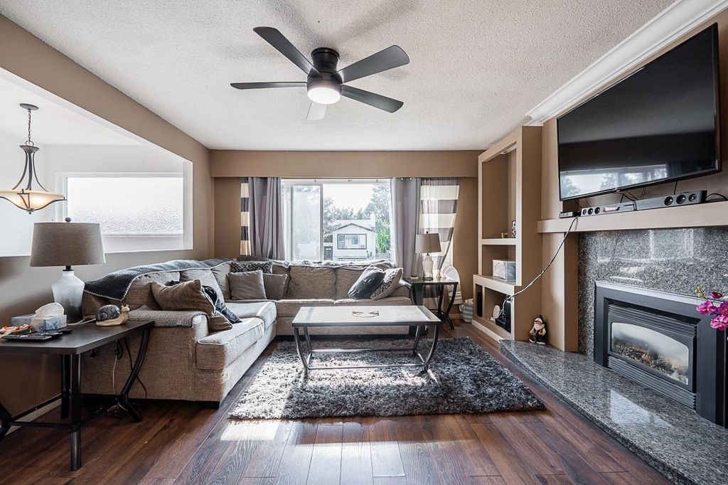 Photo of 12130 229th Street, Maple Ridge, BC V2X 7M8 (MLS # R3146810)