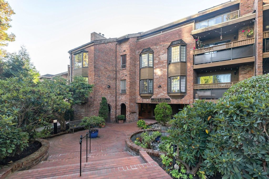 listing image 1103333559886430367