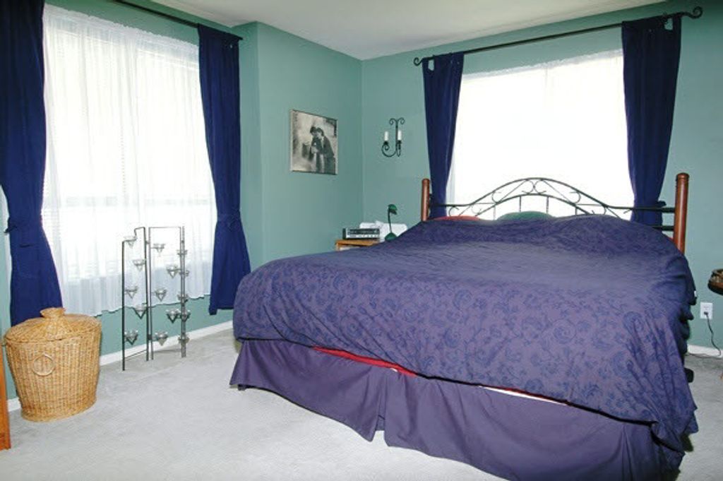 listing image 1107755485757468359