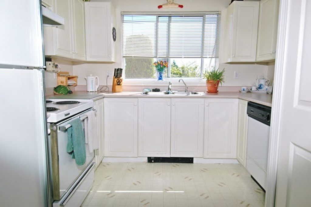 listing image 1100998468306705115