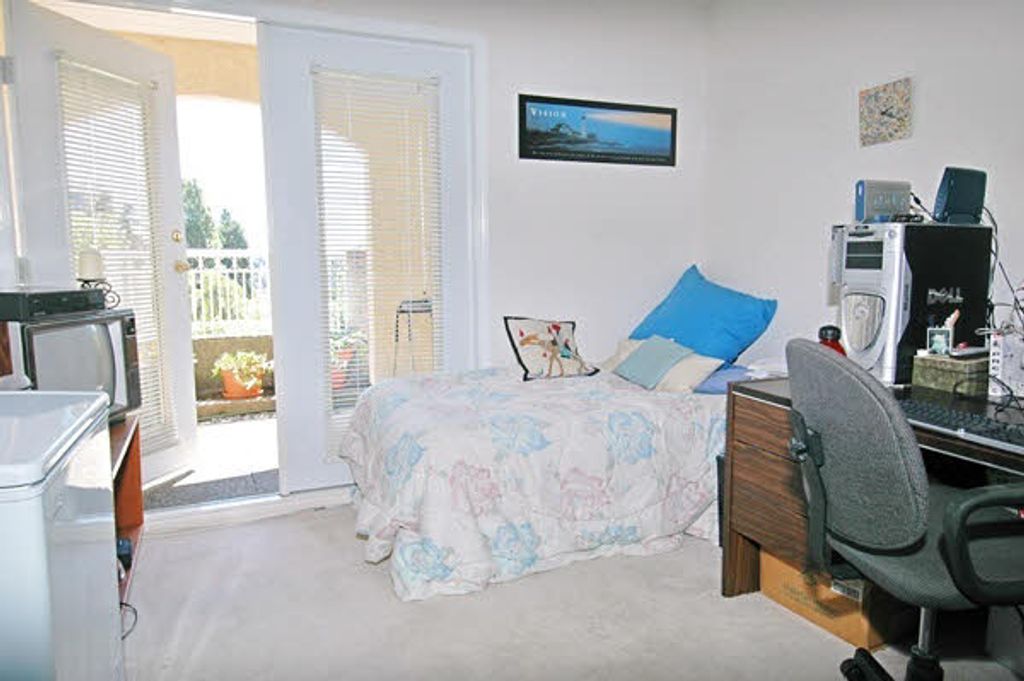 listing image 1106158052643672184