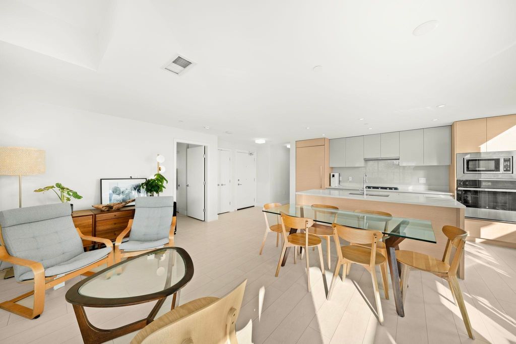 listing image 1106838306396017005