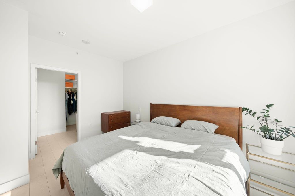 listing image 1100461983727766809