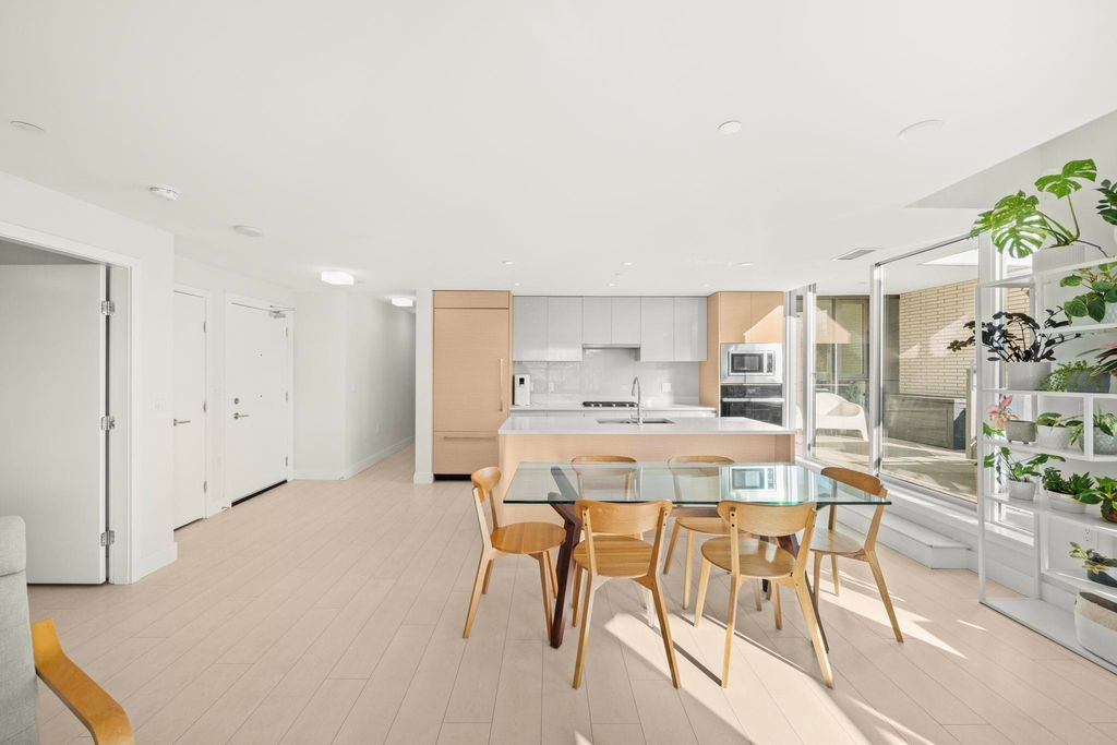 listing image 1104491086424077792