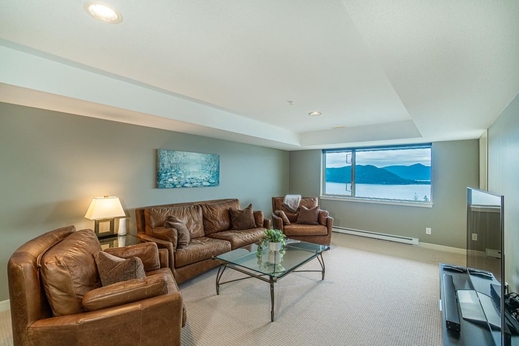 listing image 1106866493279362499