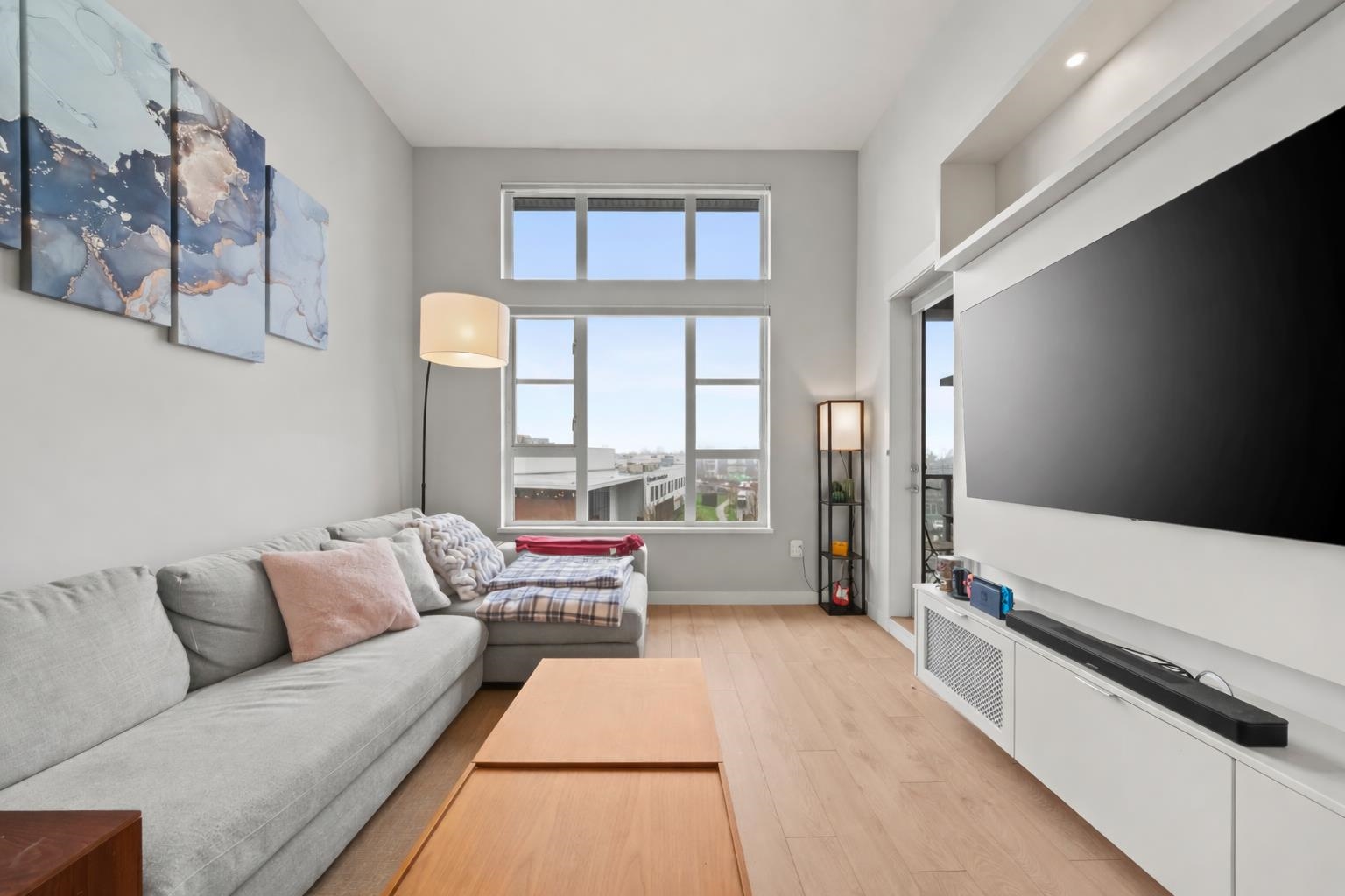 550 Seaborne Place 416