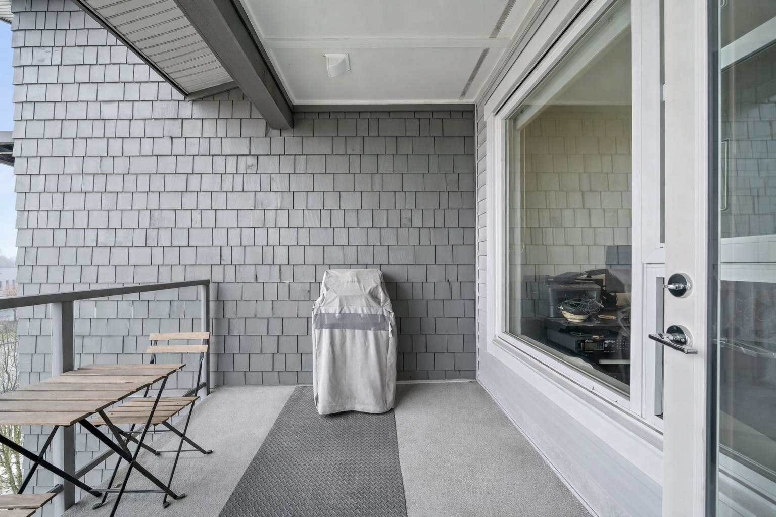 550 Seaborne Place 416