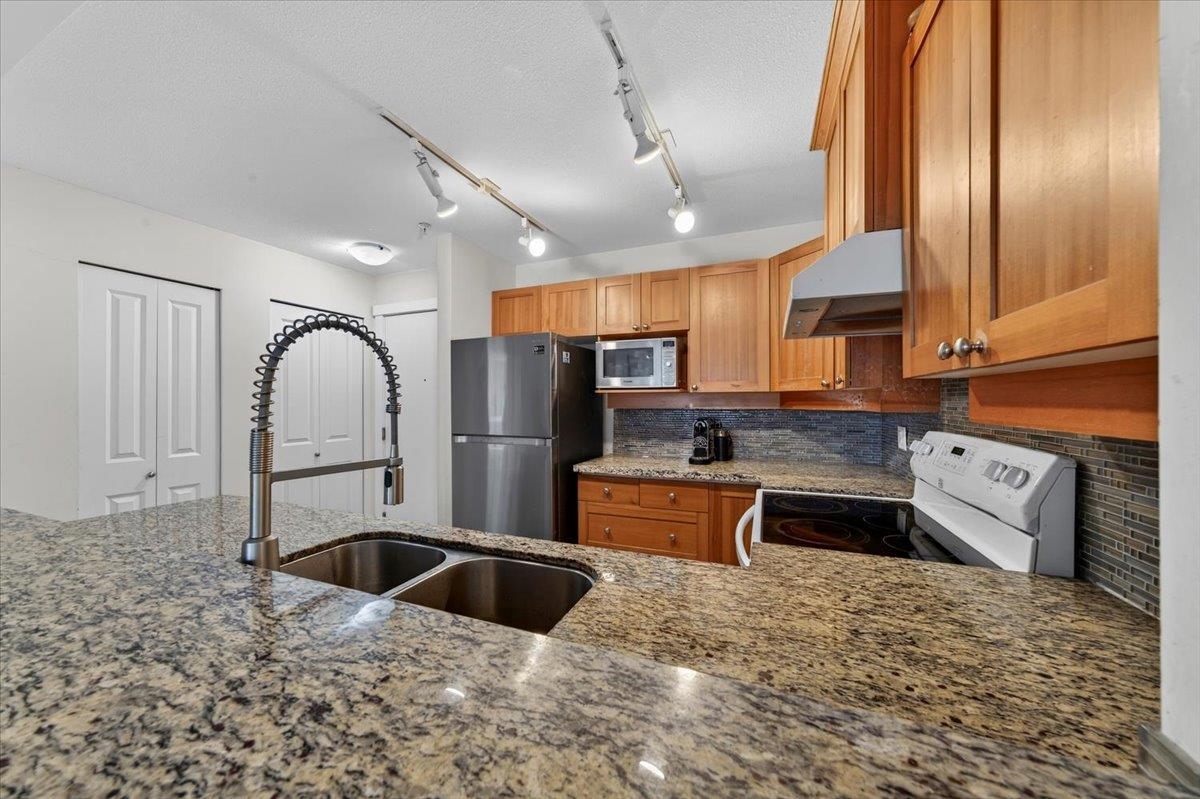 1428 Parkway Boulevard 212