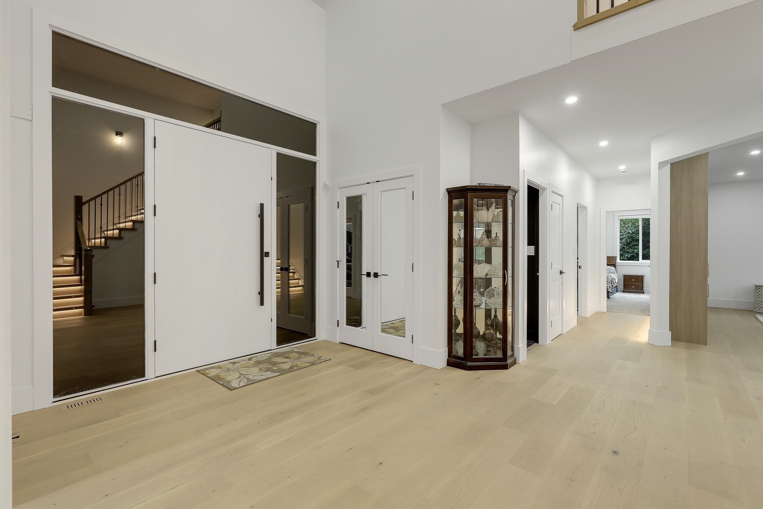 18040 20 Avenue