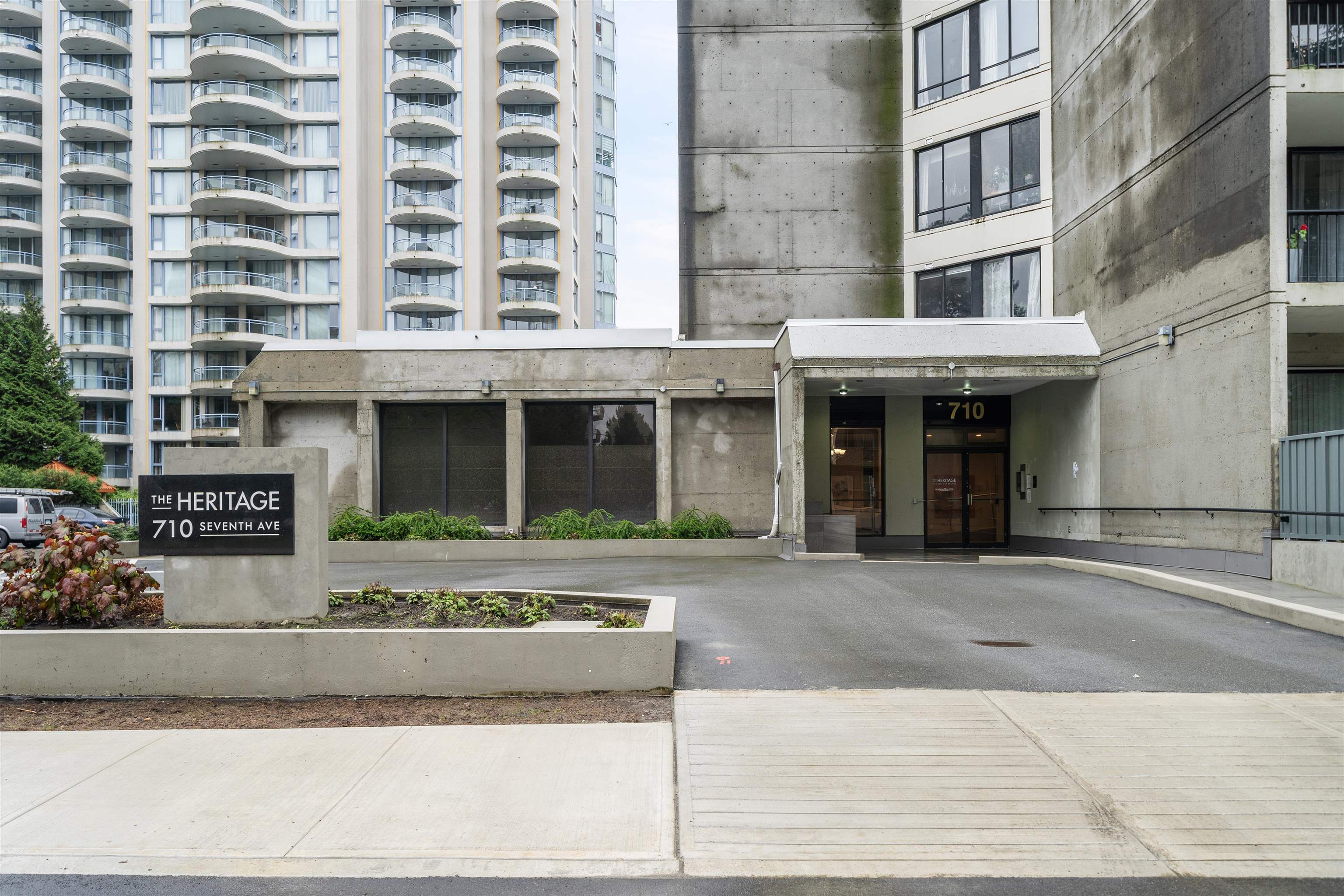 710 Seventh Avenue 502