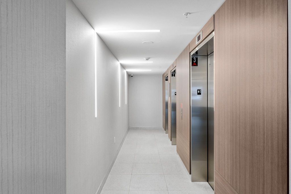 listing image 1105003794036732535