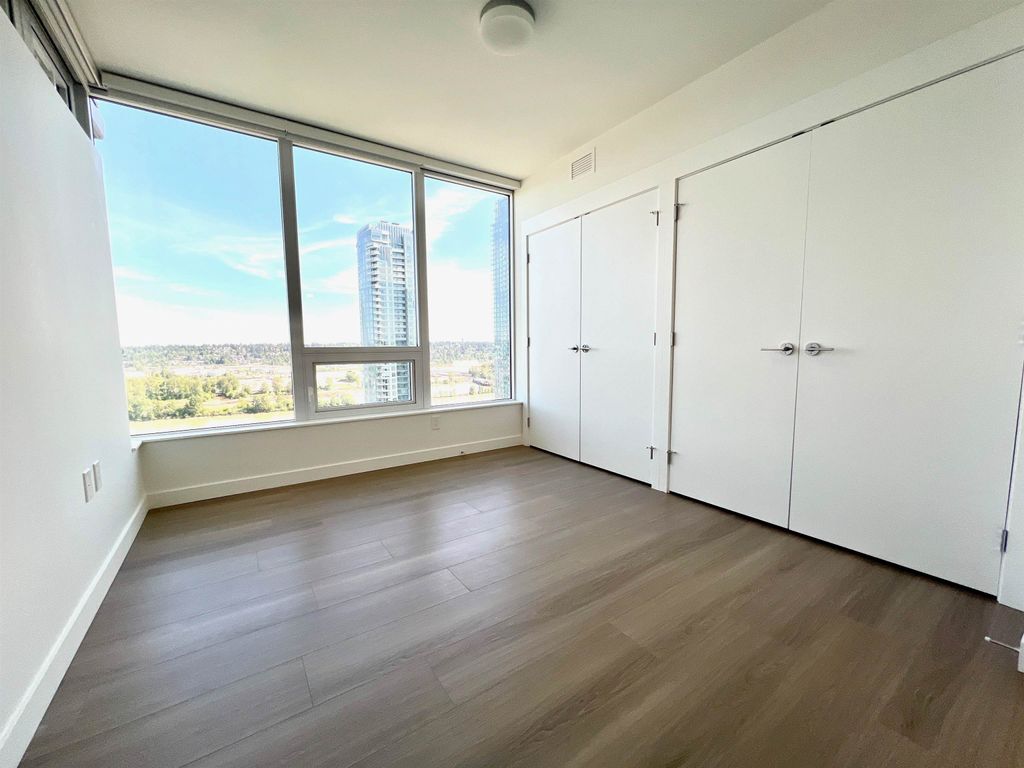 listing image 1105847309497908298