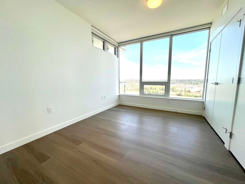 listing image 1104409365674435476