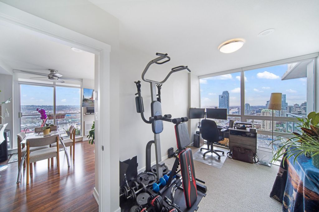 listing image 1107518075585523519