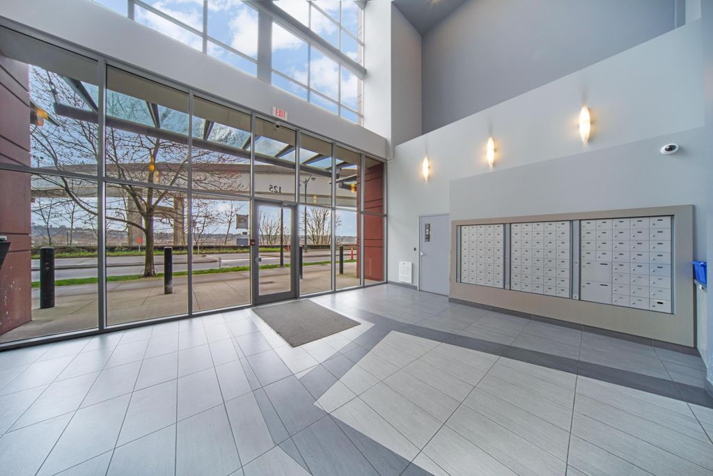 listing image 1106807208939241668
