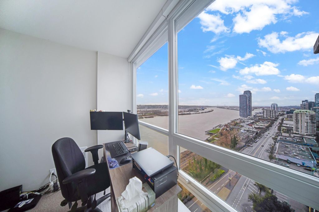listing image 1104407270560245394