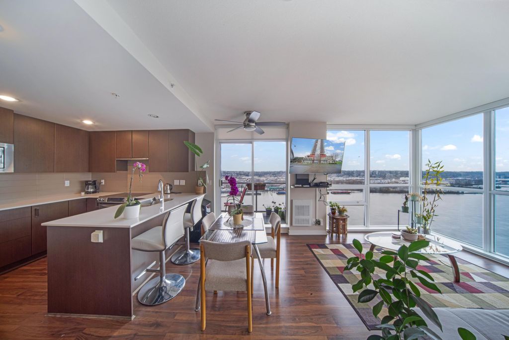 listing image 1105171950438949721