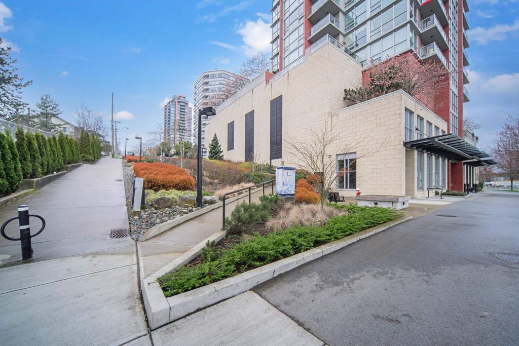 listing image 1106749273913644132