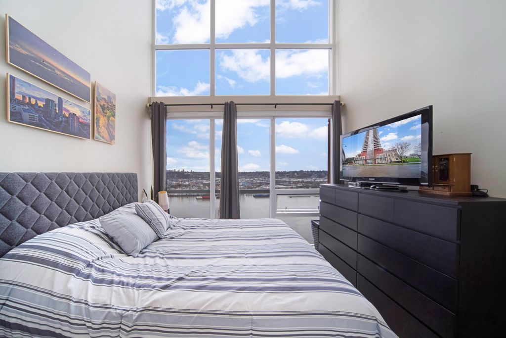 listing image 1103748411601476556