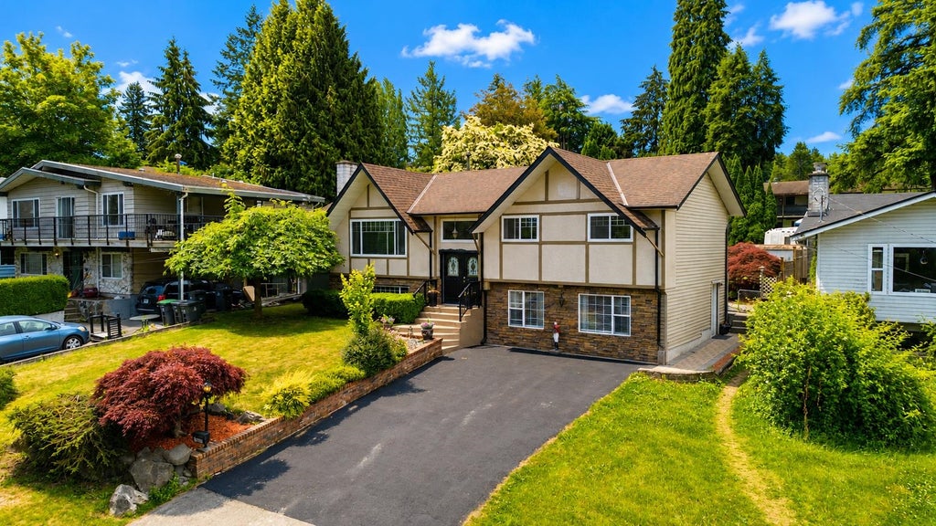 Photo of 13450 112a Avenue, Surrey, BC V3R 2G5 (MLS # R3132208)