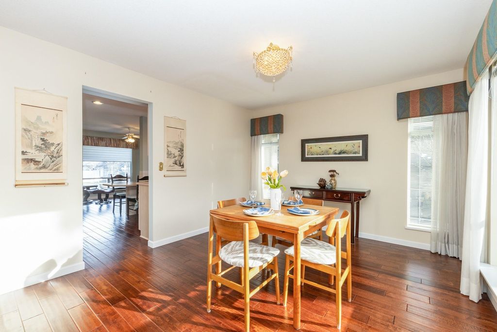 listing image 1104349066597588275