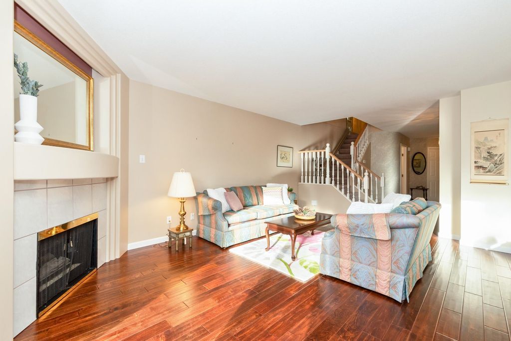 listing image 1106645648004214177