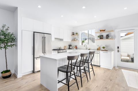 6366 Dairy Avenue 3 Delta BC V4L 0B7