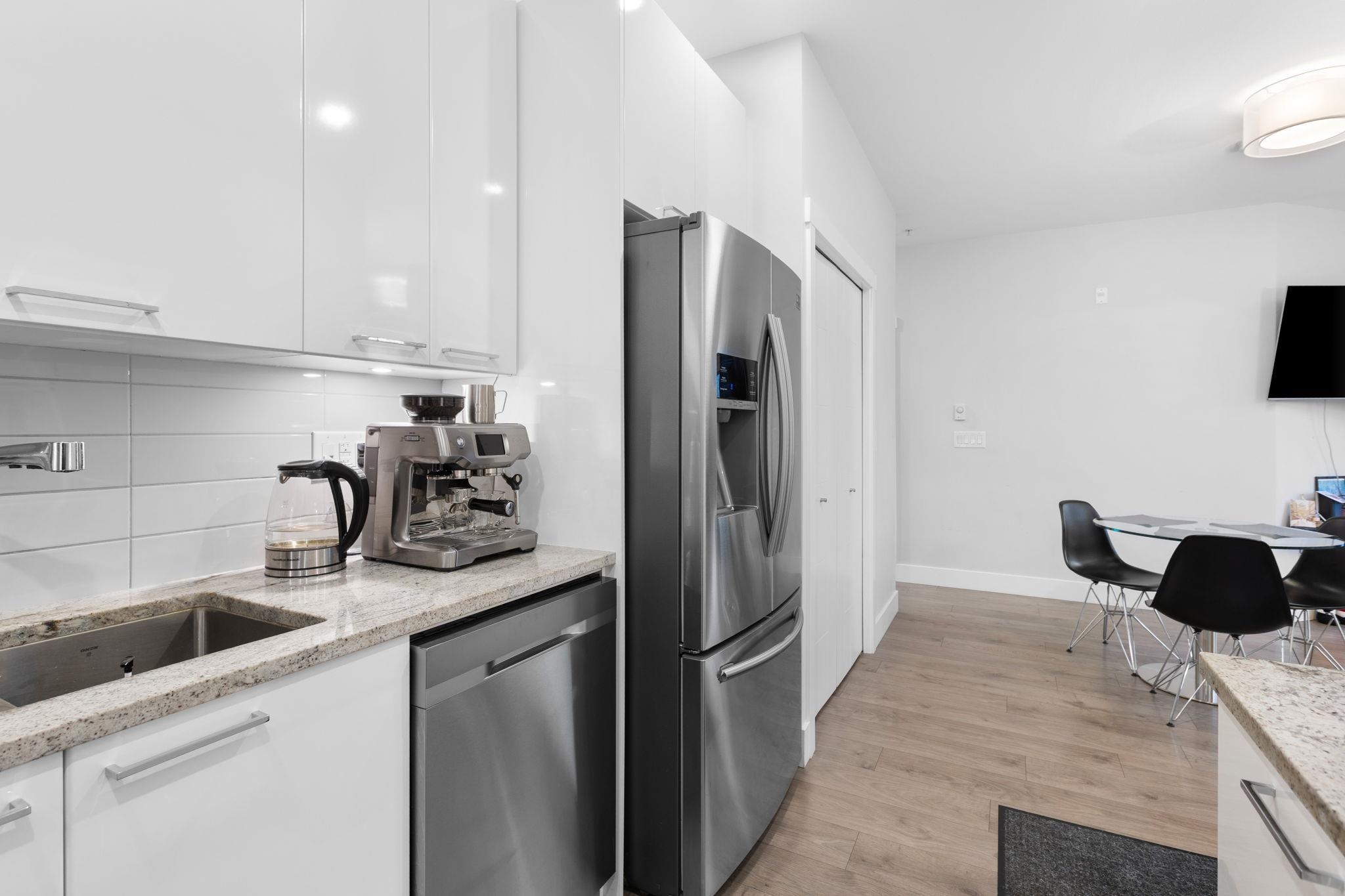 22315 122 Avenue 306