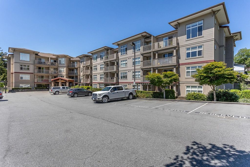 Photo of 2515 Park Drive #104, Abbotsford, BC V2S 0B2 (MLS # R3112736)