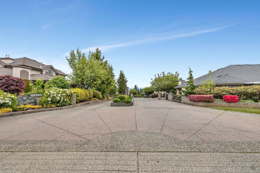 Photo of 32777 Chilcotin Drive #76, Abbotsford, BC V2T 5W4 (MLS # R3112243)