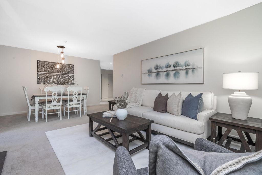 listing image 1106140692520242674