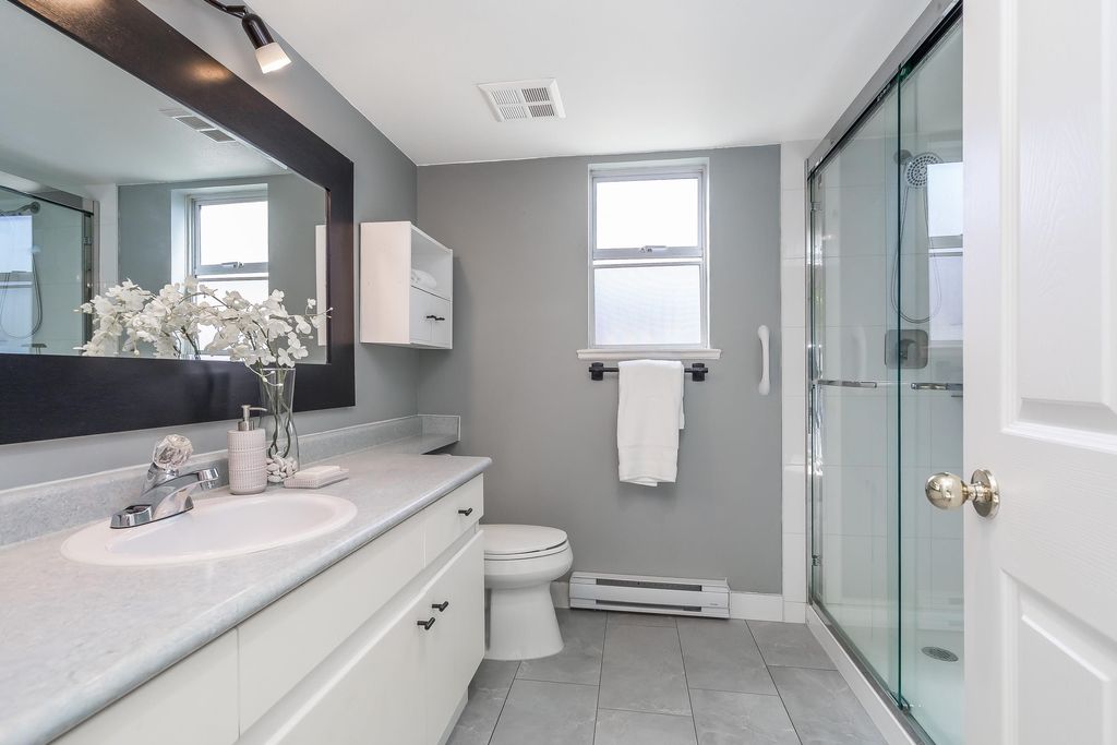 listing image 1103967519356745134