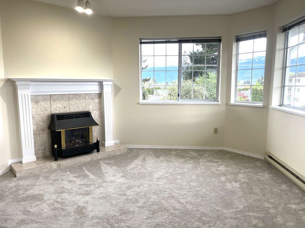 Photo of 46199 Margaret Avenue #305, Chilliwack, BC V2P 2G6 (MLS # R3112117)