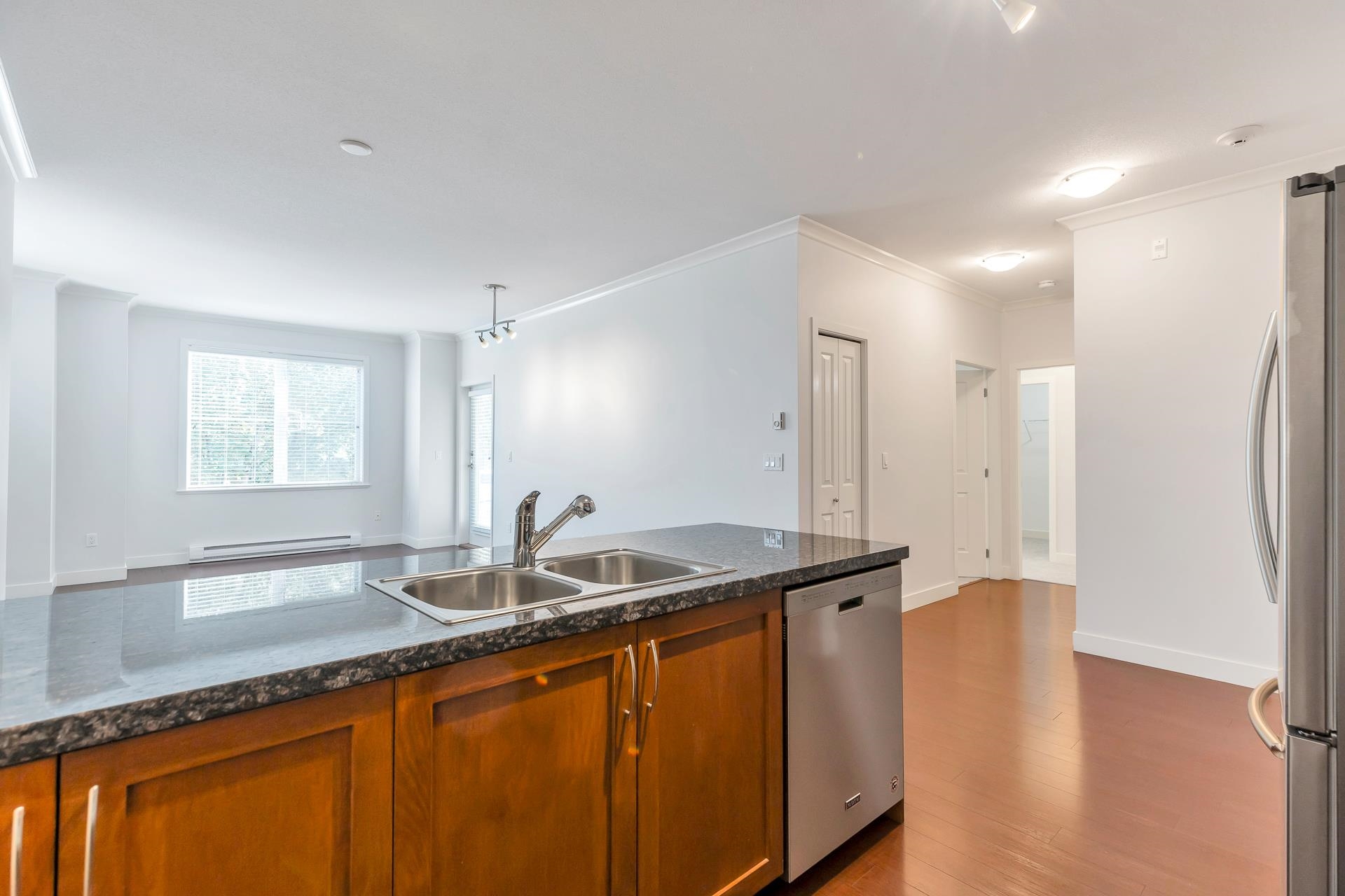 1375 View Crescent 210