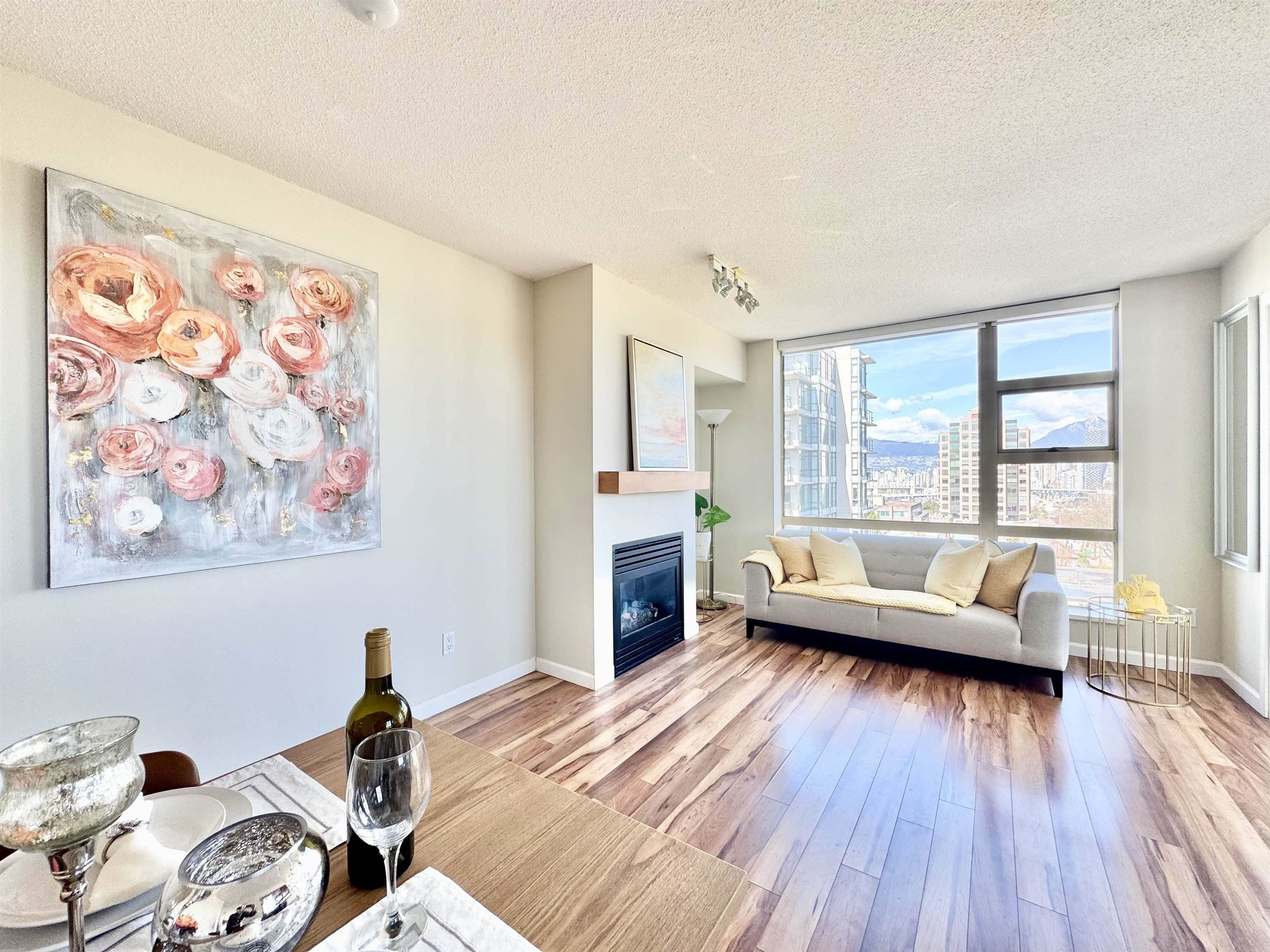 1316 W 11th Avenue 905