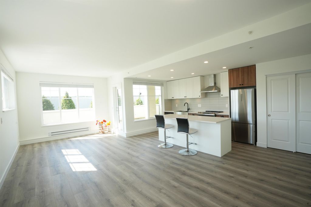 listing image 1103233310737538362