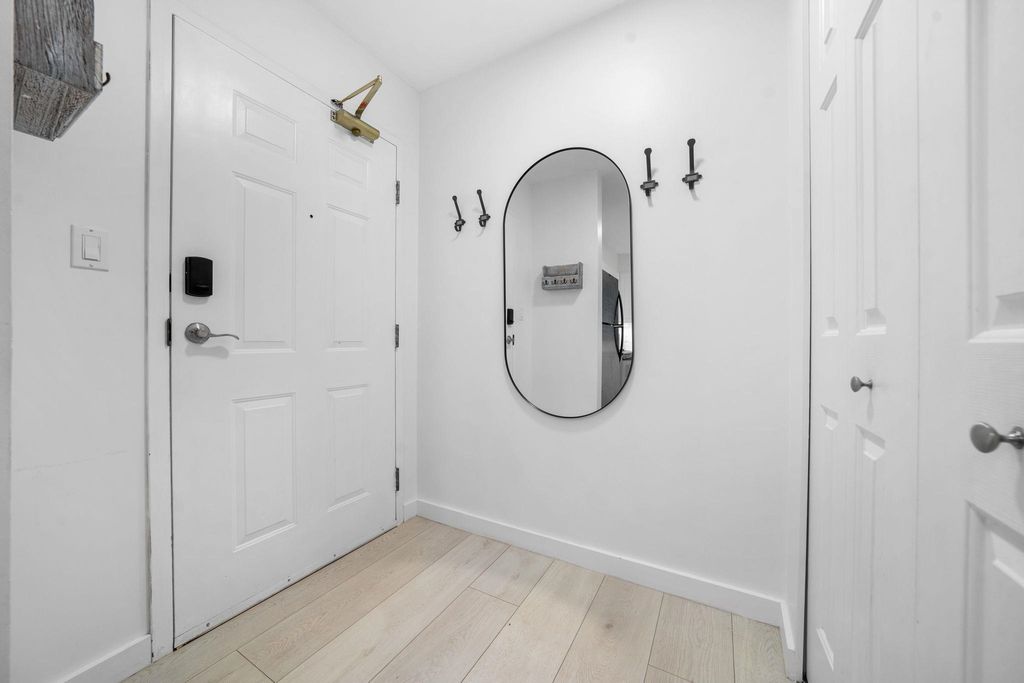 listing image 1102107109795552523