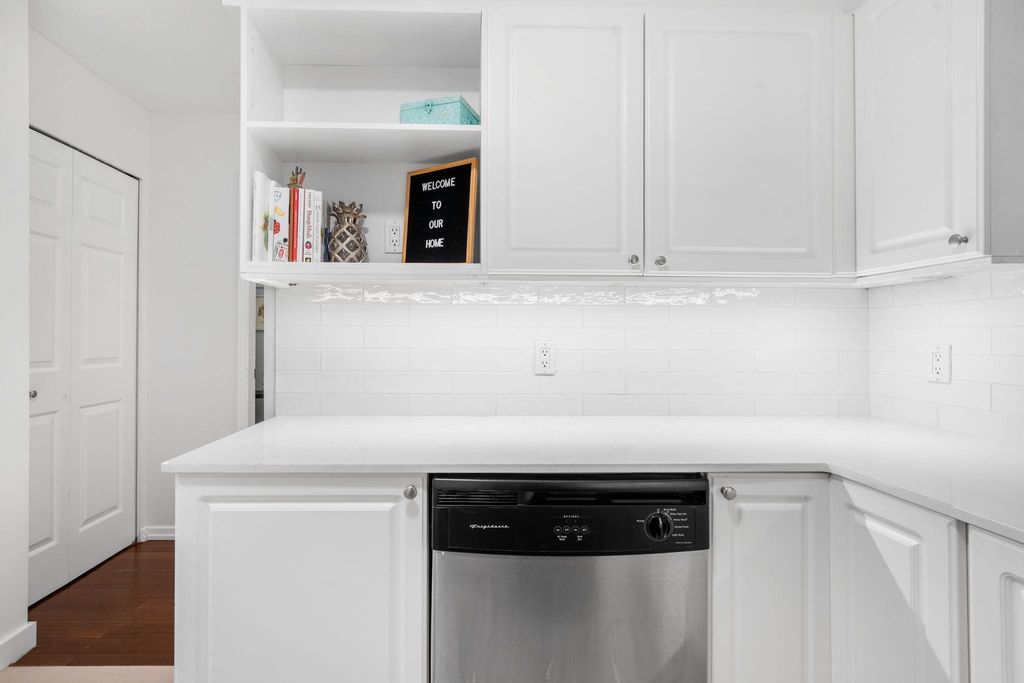 listing image 1103450766387856988