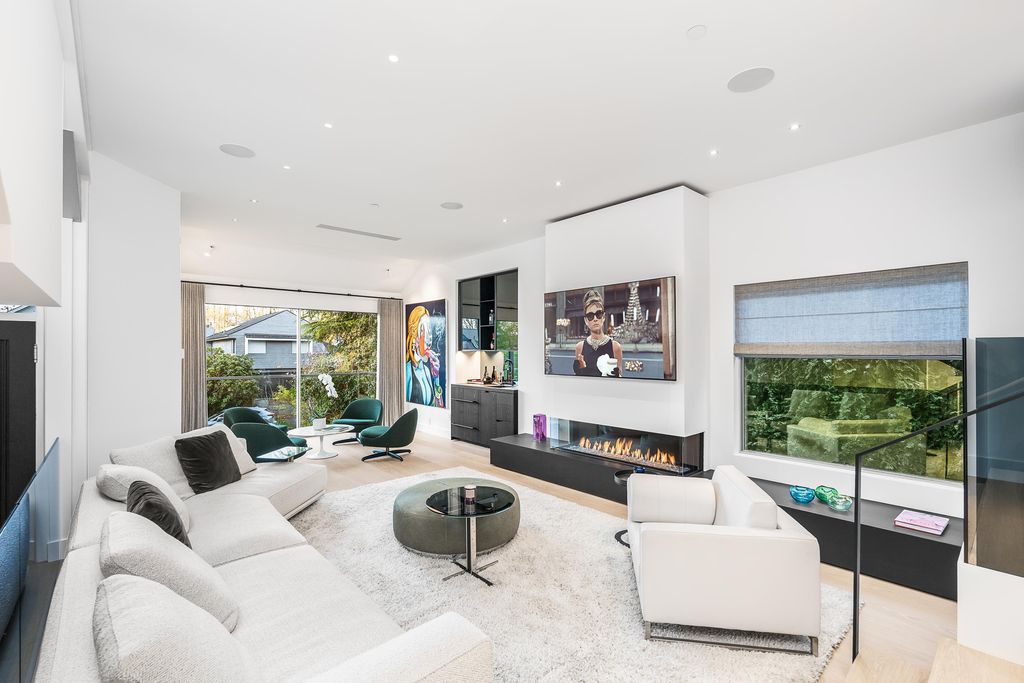 listing image 1102063893510527427