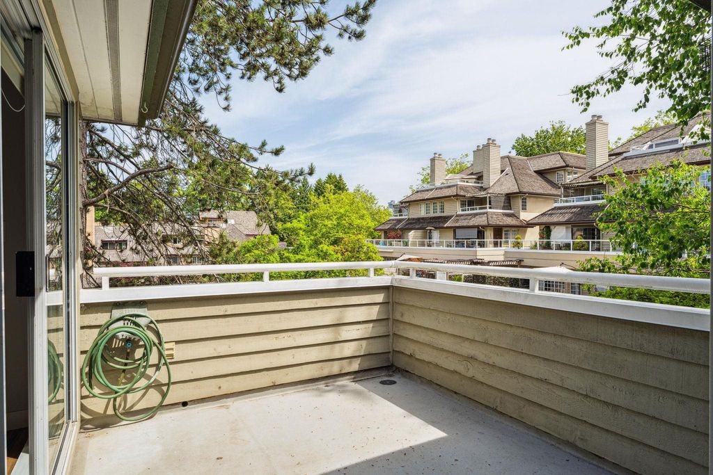 listing image 1108476588590598205