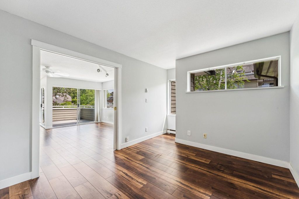 listing image 1103212301994941858