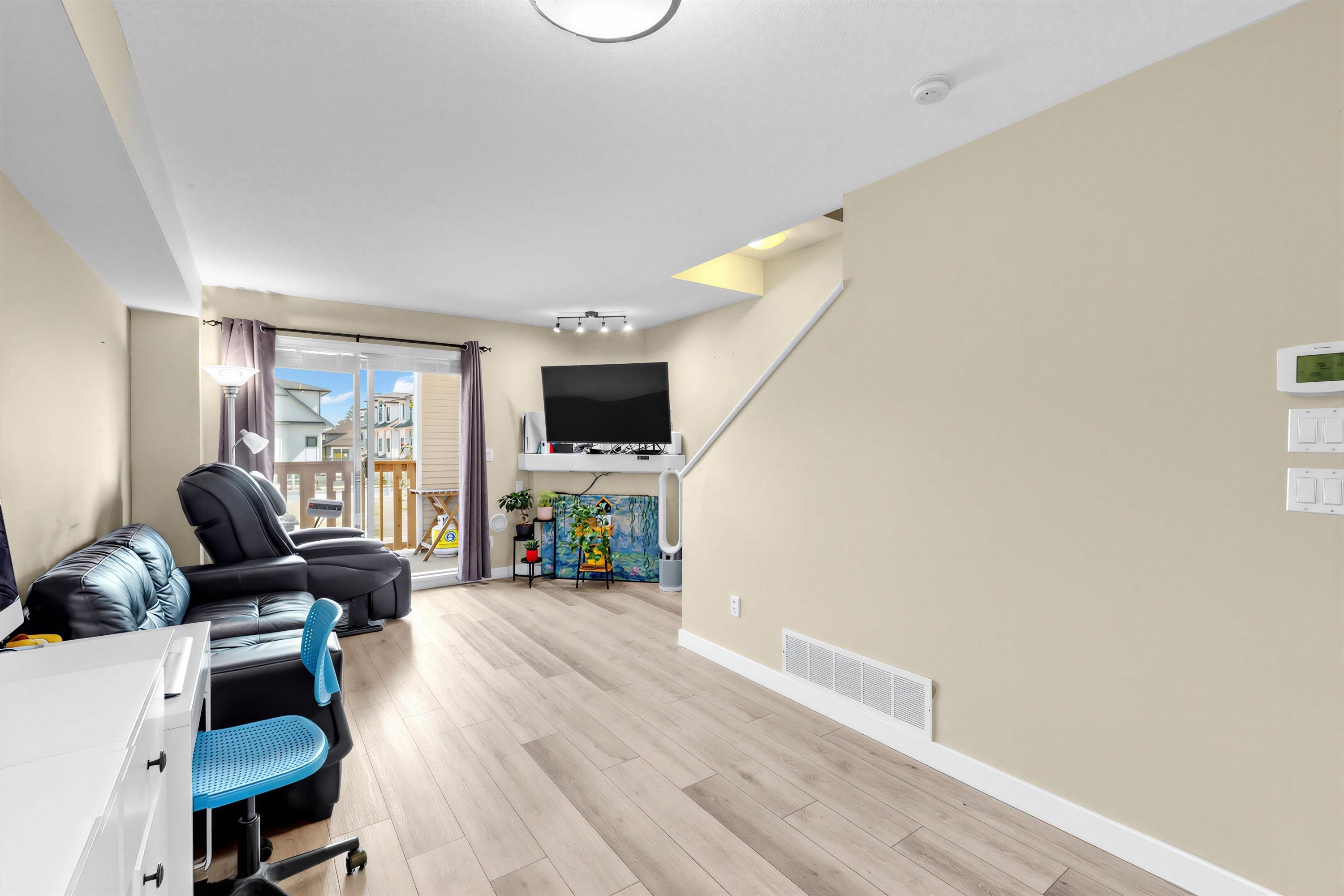 7100 Lynnwood Drive 19